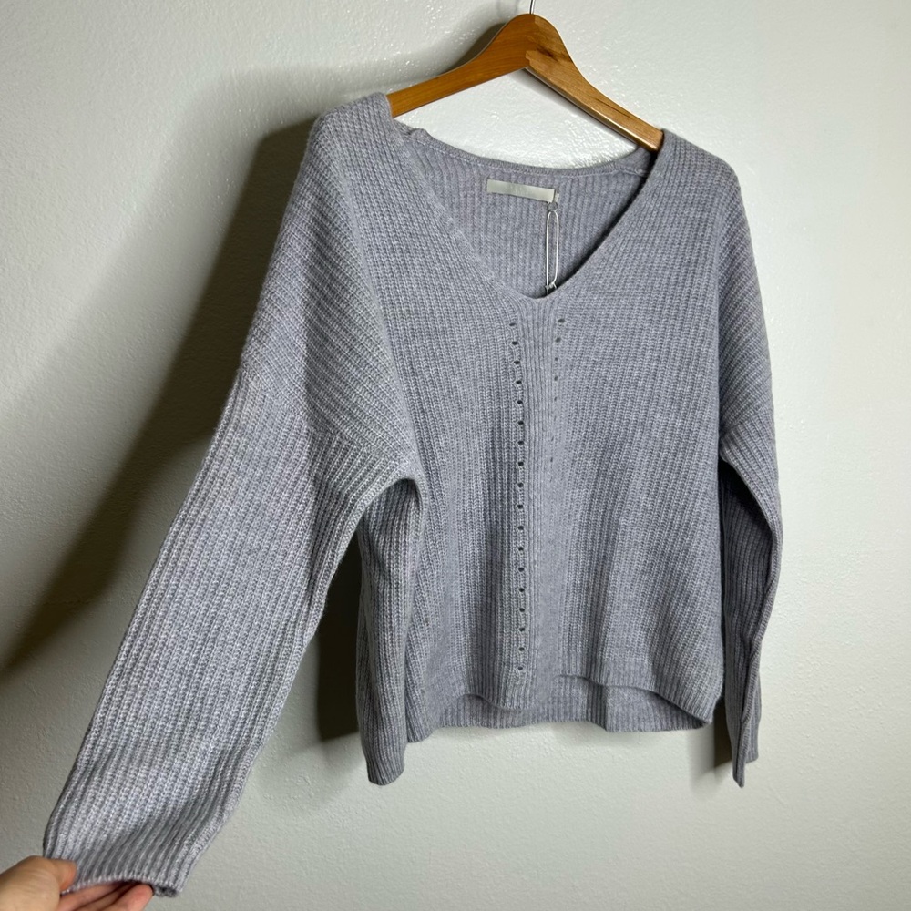 NWT 100% Cashmere Textured Ribbed V - Neck Pullover Gray Sweater Size XS - Picture 8 of 16